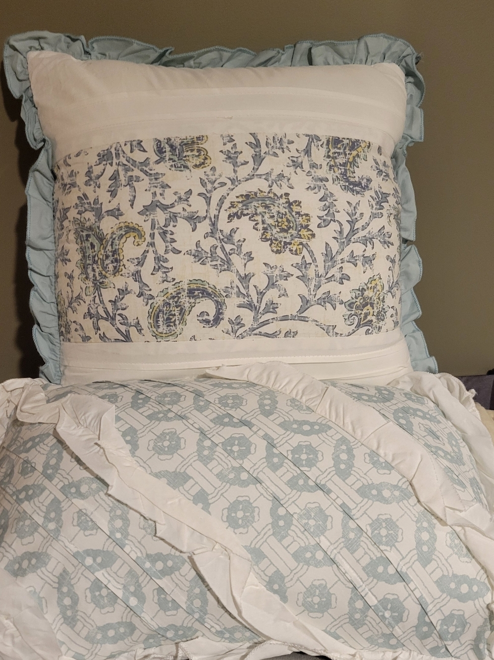 Decor Bed Pillows